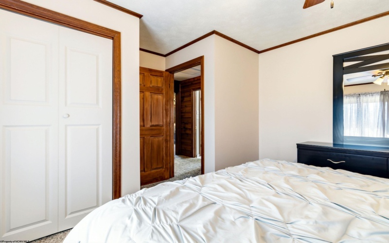 48 Raven Rock Drive, Morgantown, West Virginia 26508, 4 Bedrooms Bedrooms, 8 Rooms Rooms,2 BathroomsBathrooms,Single Family Detached,For Sale,Raven Rock,10163670