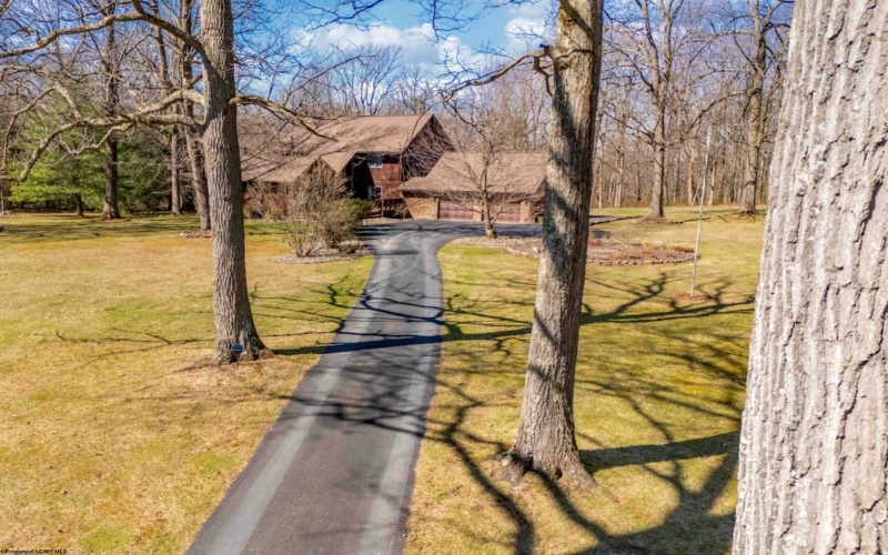 48 Raven Rock Drive, Morgantown, West Virginia 26508, 4 Bedrooms Bedrooms, 8 Rooms Rooms,2 BathroomsBathrooms,Single Family Detached,For Sale,Raven Rock,10163670