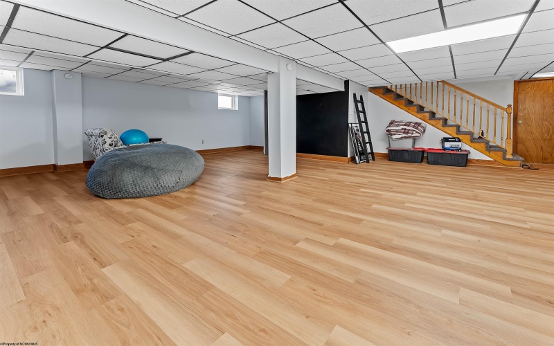 102 Lemont Court, Fairmont, West Virginia 26554, 3 Bedrooms Bedrooms, 7 Rooms Rooms,2 BathroomsBathrooms,Single Family Detached,For Sale,Lemont,10163671