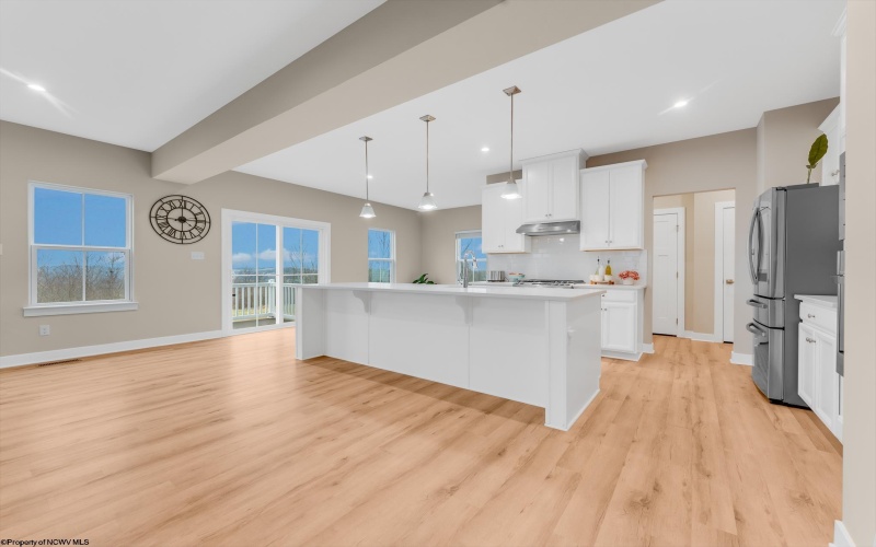 243 Falling Water Lane, Morgantown, West Virginia 26508, 3 Bedrooms Bedrooms, 8 Rooms Rooms,3 BathroomsBathrooms,Single Family Detached,For Sale,Falling Water,10163679