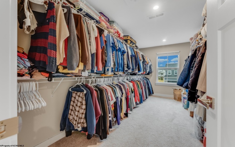 243 Falling Water Lane, Morgantown, West Virginia 26508, 3 Bedrooms Bedrooms, 8 Rooms Rooms,3 BathroomsBathrooms,Single Family Detached,For Sale,Falling Water,10163679