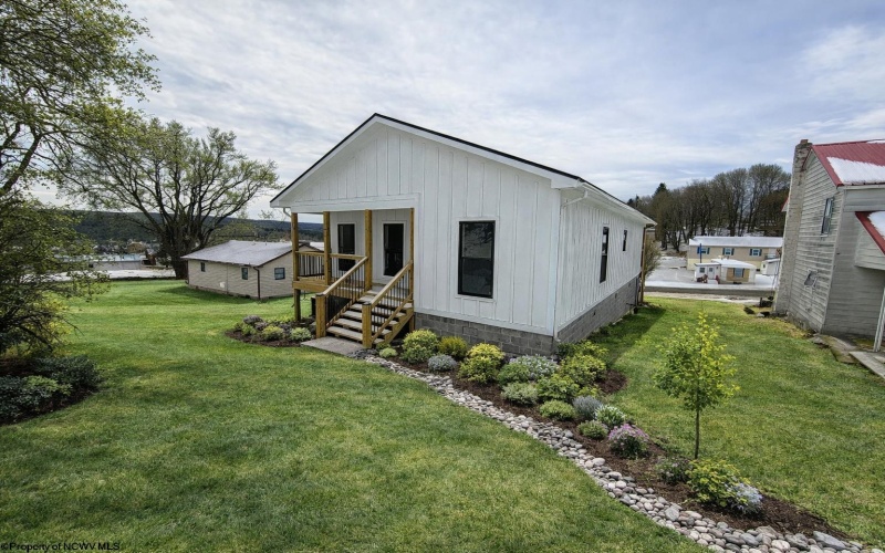 336 Fifth Street, Davis, West Virginia 26260, 3 Bedrooms Bedrooms, 8 Rooms Rooms,2 BathroomsBathrooms,Single Family Detached,For Sale,Fifth,10161561
