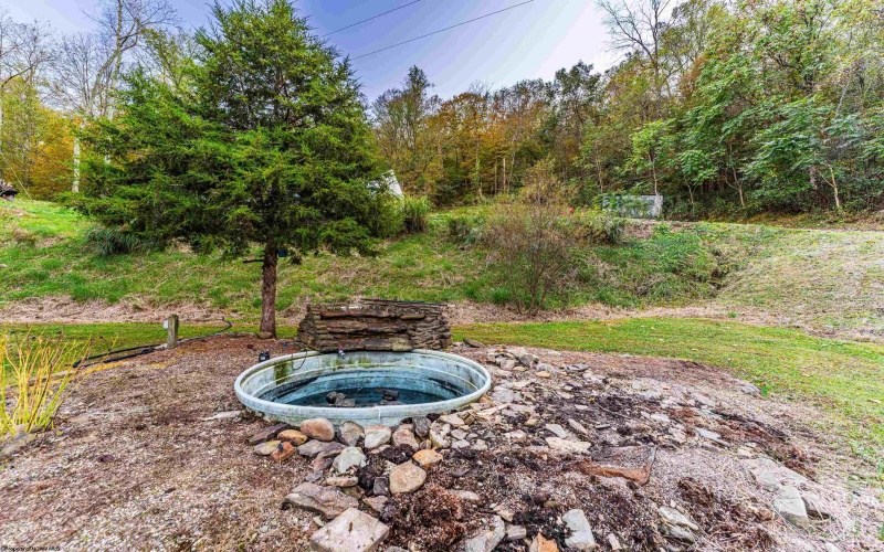 405 Catawba Road, Fairmont, West Virginia 26554, 2 Bedrooms Bedrooms, 9 Rooms Rooms,1 BathroomBathrooms,Single Family Detached,For Sale,Catawba,10161960