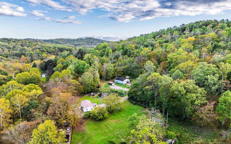 405 Catawba Road, Fairmont, West Virginia 26554, 2 Bedrooms Bedrooms, 9 Rooms Rooms,1 BathroomBathrooms,Single Family Detached,For Sale,Catawba,10161960