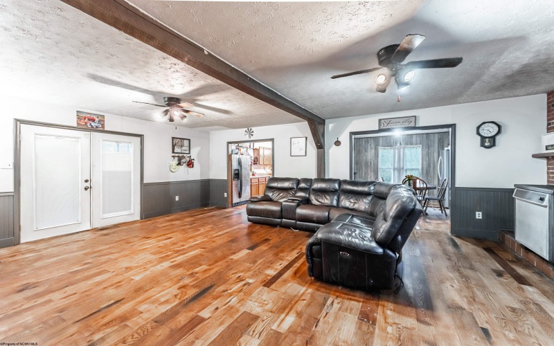 405 Catawba Road, Fairmont, West Virginia 26554, 2 Bedrooms Bedrooms, 9 Rooms Rooms,1 BathroomBathrooms,Single Family Detached,For Sale,Catawba,10161960