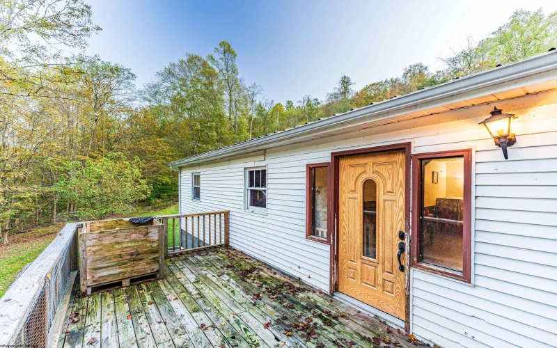 405 Catawba Road, Fairmont, West Virginia 26554, 2 Bedrooms Bedrooms, 9 Rooms Rooms,1 BathroomBathrooms,Single Family Detached,For Sale,Catawba,10161960