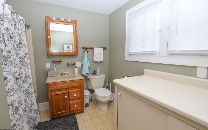 263 Overdale Street, Morgantown, West Virginia 26501, 3 Bedrooms Bedrooms, 8 Rooms Rooms,1 BathroomBathrooms,Single Family Detached,For Sale,Overdale,10163677