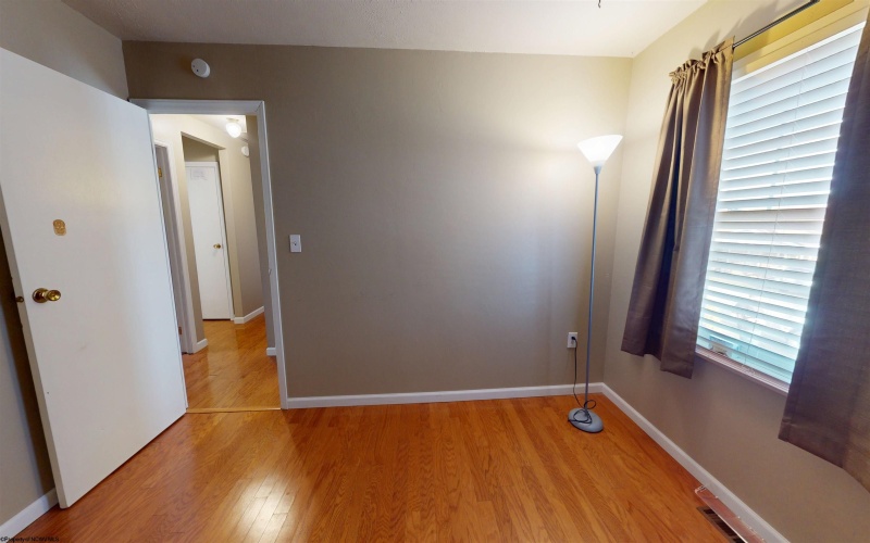 106 Apolla Drive, Morgantown, West Virginia 26501, 3 Bedrooms Bedrooms, 6 Rooms Rooms,2 BathroomsBathrooms,Single Family Detached,For Sale,Apolla,10163678