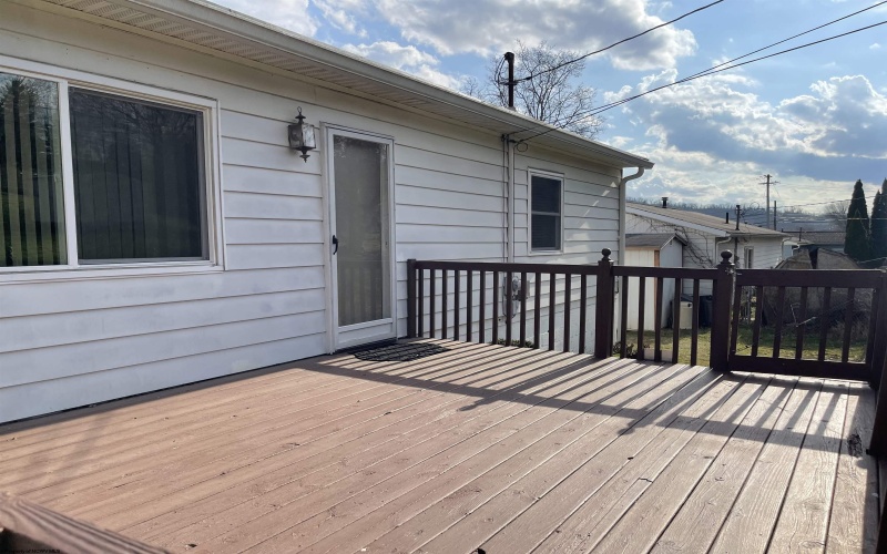 106 Apolla Drive, Morgantown, West Virginia 26501, 3 Bedrooms Bedrooms, 6 Rooms Rooms,2 BathroomsBathrooms,Single Family Detached,For Sale,Apolla,10163678