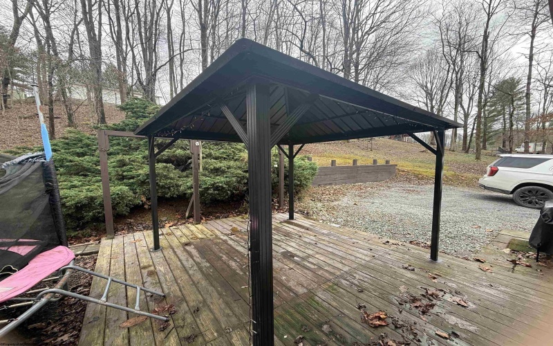 291 Norvell Drive, Buckhannon, West Virginia 26201, 3 Bedrooms Bedrooms, 5 Rooms Rooms,1 BathroomBathrooms,Single Family Detached,For Sale,Norvell,10163687