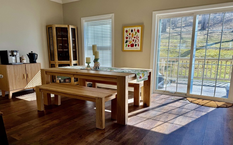 24 Misty Lane, Fairmont, West Virginia 26554, 3 Bedrooms Bedrooms, 6 Rooms Rooms,2 BathroomsBathrooms,Single Family Attached,For Sale,Misty,10163682