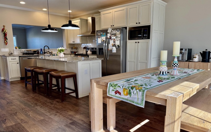 24 Misty Lane, Fairmont, West Virginia 26554, 3 Bedrooms Bedrooms, 6 Rooms Rooms,2 BathroomsBathrooms,Single Family Attached,For Sale,Misty,10163682