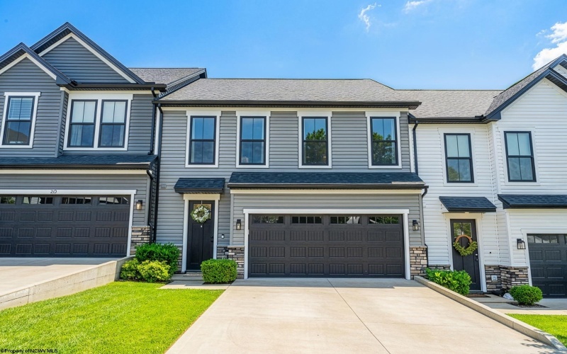 18 Reyes Lane, Morgantown, West Virginia 26508, 3 Bedrooms Bedrooms, 6 Rooms Rooms,2 BathroomsBathrooms,Single Family Attached,For Sale,Reyes,10163684