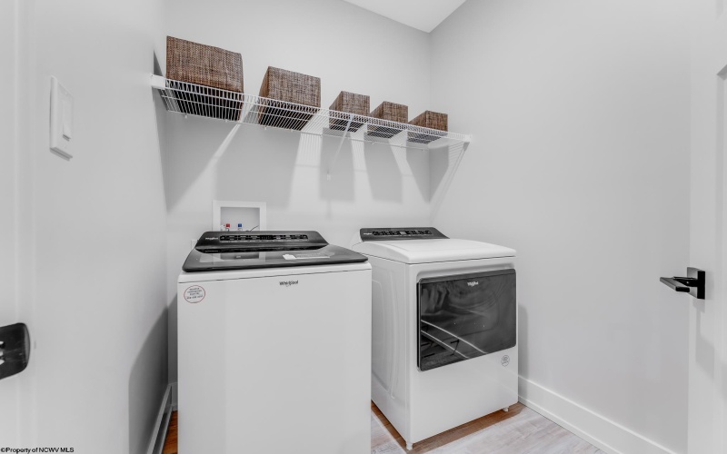 18 Reyes Lane, Morgantown, West Virginia 26508, 3 Bedrooms Bedrooms, 6 Rooms Rooms,2 BathroomsBathrooms,Single Family Attached,For Sale,Reyes,10163684