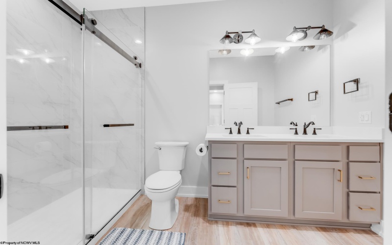 18 Reyes Lane, Morgantown, West Virginia 26508, 3 Bedrooms Bedrooms, 6 Rooms Rooms,2 BathroomsBathrooms,Single Family Attached,For Sale,Reyes,10163684