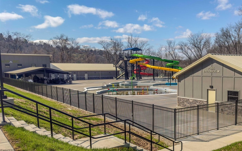 114 Claremont Court, Morgantown, West Virginia 26501, 3 Bedrooms Bedrooms, 7 Rooms Rooms,2 BathroomsBathrooms,Single Family Attached,For Sale,Claremont,10163685