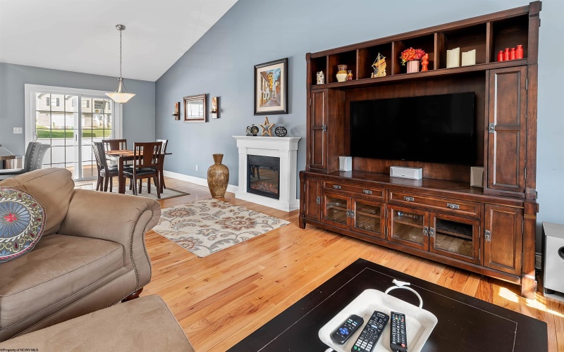 1103 Bailey Circle, Morgantown, West Virginia 26508, 3 Bedrooms Bedrooms, 7 Rooms Rooms,2 BathroomsBathrooms,Single Family Detached,For Sale,Bailey,10163683