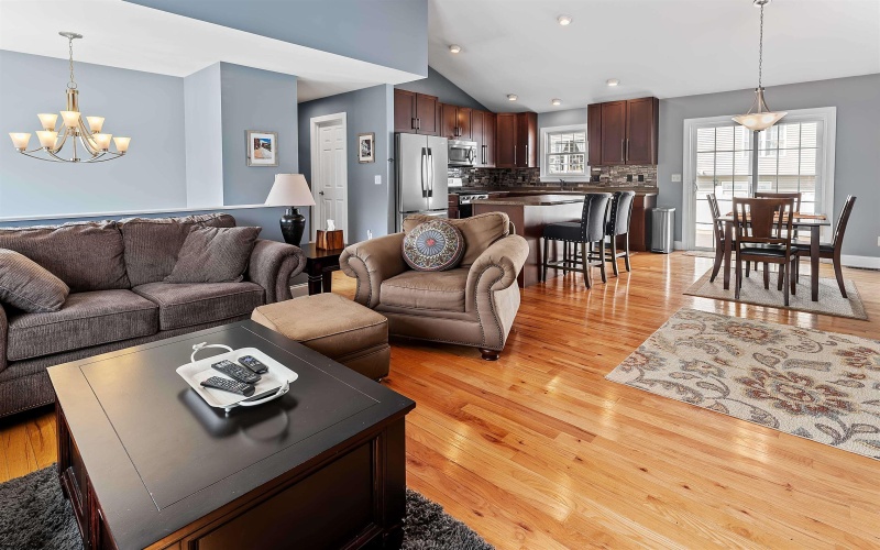 1103 Bailey Circle, Morgantown, West Virginia 26508, 3 Bedrooms Bedrooms, 7 Rooms Rooms,2 BathroomsBathrooms,Single Family Detached,For Sale,Bailey,10163683