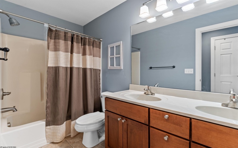 1103 Bailey Circle, Morgantown, West Virginia 26508, 3 Bedrooms Bedrooms, 7 Rooms Rooms,2 BathroomsBathrooms,Single Family Detached,For Sale,Bailey,10163683