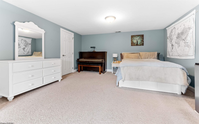 1103 Bailey Circle, Morgantown, West Virginia 26508, 3 Bedrooms Bedrooms, 7 Rooms Rooms,2 BathroomsBathrooms,Single Family Detached,For Sale,Bailey,10163683