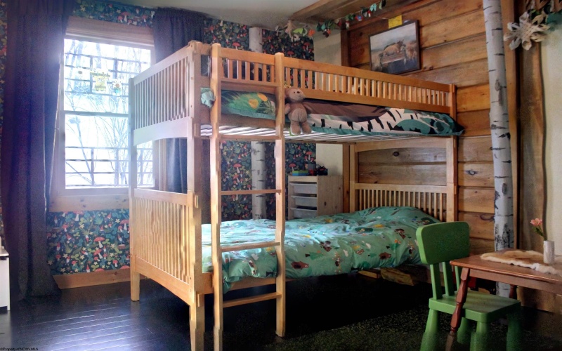 722 Valley Falls Road, Fairmont, West Virginia 26554-9999, 3 Bedrooms Bedrooms, 5 Rooms Rooms,2 BathroomsBathrooms,Single Family Detached,For Sale,Valley Falls,10163711