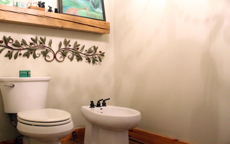 722 Valley Falls Road, Fairmont, West Virginia 26554-9999, 3 Bedrooms Bedrooms, 5 Rooms Rooms,2 BathroomsBathrooms,Single Family Detached,For Sale,Valley Falls,10163711