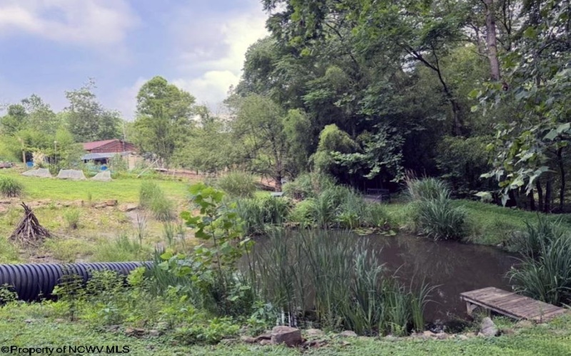 722 Valley Falls Road, Fairmont, West Virginia 26554-9999, 3 Bedrooms Bedrooms, 5 Rooms Rooms,2 BathroomsBathrooms,Single Family Detached,For Sale,Valley Falls,10163711