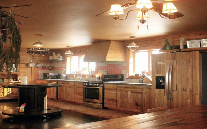 722 Valley Falls Road, Fairmont, West Virginia 26554-9999, 3 Bedrooms Bedrooms, 5 Rooms Rooms,2 BathroomsBathrooms,Single Family Detached,For Sale,Valley Falls,10163711