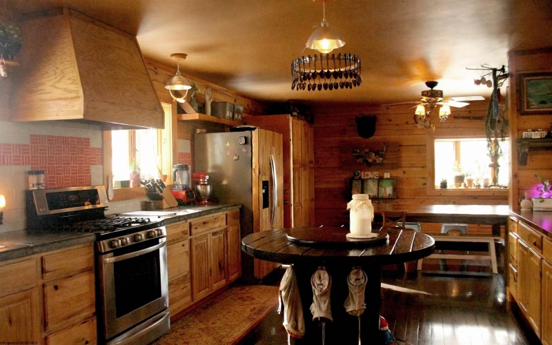 722 Valley Falls Road, Fairmont, West Virginia 26554-9999, 3 Bedrooms Bedrooms, 5 Rooms Rooms,2 BathroomsBathrooms,Single Family Detached,For Sale,Valley Falls,10163711