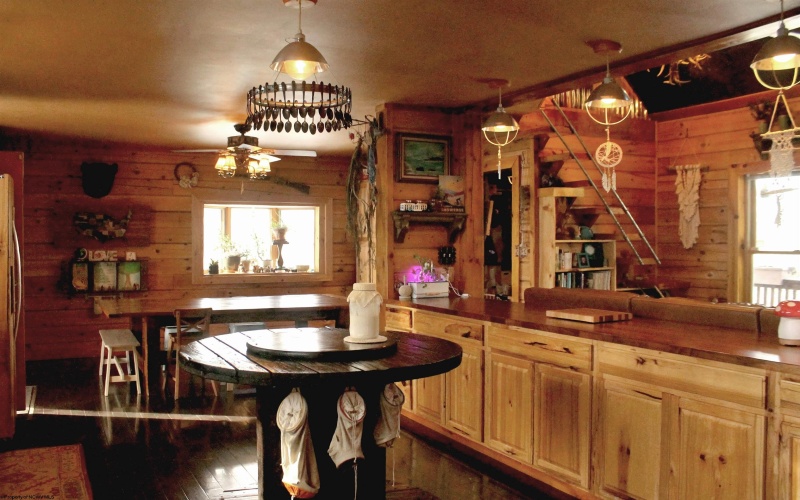 722 Valley Falls Road, Fairmont, West Virginia 26554-9999, 3 Bedrooms Bedrooms, 5 Rooms Rooms,2 BathroomsBathrooms,Single Family Detached,For Sale,Valley Falls,10163711