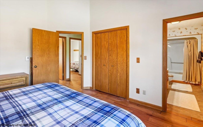 27 Deerfield Circle, Davis, West Virginia 26260, 3 Bedrooms Bedrooms, 7 Rooms Rooms,2 BathroomsBathrooms,Single Family Attached,For Sale,Deerfield,10163690