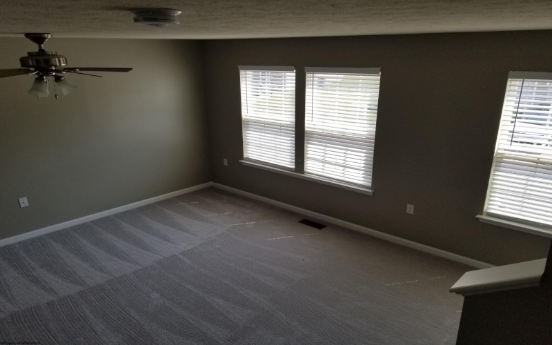 109 Birdseye View Lane, Morgantown, West Virginia 26501-0000, 3 Bedrooms Bedrooms, 6 Rooms Rooms,2 BathroomsBathrooms,Single Family Attached,For Sale,Birdseye View,10163691