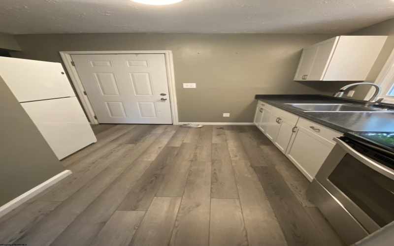 1313 Mineral Avenue, Morgantown, West Virginia 26505, ,Multi-unit/income,For Sale,Mineral,10163701