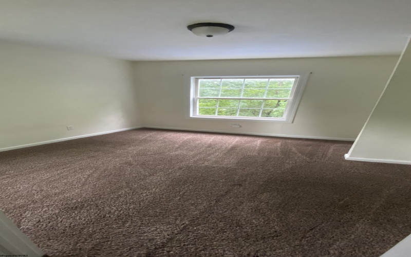 1313 Mineral Avenue, Morgantown, West Virginia 26505, ,Multi-unit/income,For Sale,Mineral,10163701