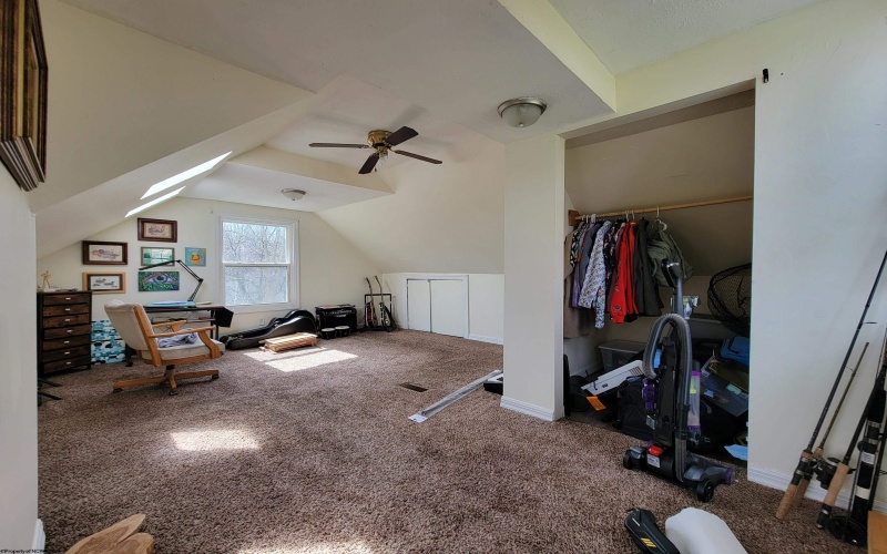 1313 Mineral Avenue, Morgantown, West Virginia 26505, ,Multi-unit/income,For Sale,Mineral,10163701