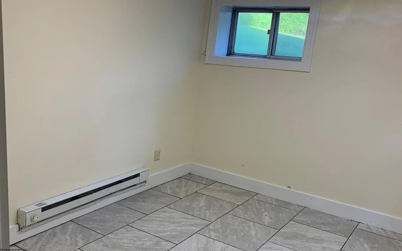 1313 Mineral Avenue, Morgantown, West Virginia 26505, ,Multi-unit/income,For Sale,Mineral,10163701