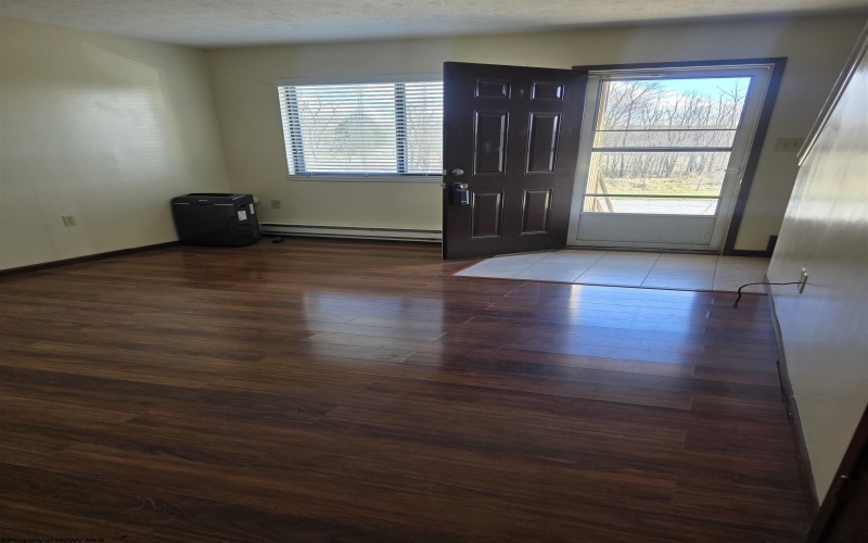 26 Pineview Drive, Reedsville, West Virginia 26547, 2 Bedrooms Bedrooms, 4 Rooms Rooms,1 BathroomBathrooms,Residential Rentals,For Rent,Pineview,10163710