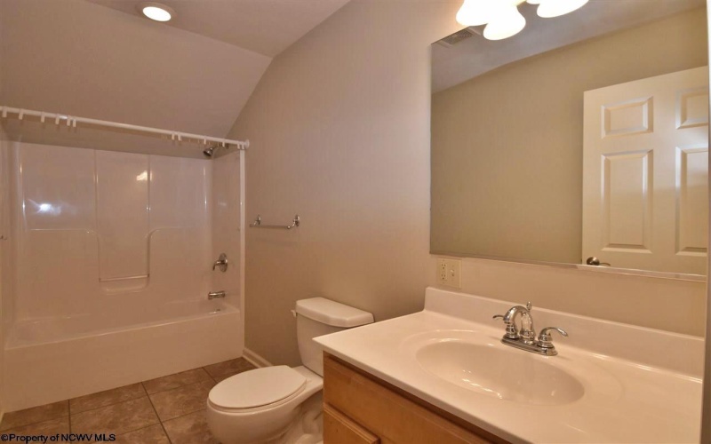 118 Center Court, Bridgeport, West Virginia 26330, 3 Bedrooms Bedrooms, 6 Rooms Rooms,3 BathroomsBathrooms,Residential Rentals,For Rent,Center,10163712 118 Center Court, Bridgeport, West Virginia 26330, 3 Bedrooms Bedrooms, 6 Rooms Rooms,3 BathroomsBathrooms,Residential Rentals,For Rent,Center,10163712