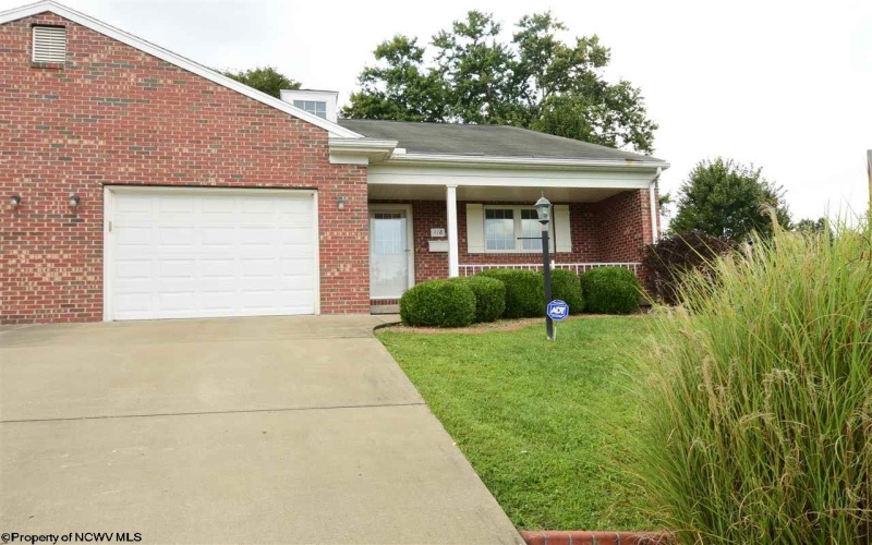 118 Center Court, Bridgeport, West Virginia 26330, 3 Bedrooms Bedrooms, 6 Rooms Rooms,3 BathroomsBathrooms,Residential Rentals,For Rent,Center,10163712 118 Center Court, Bridgeport, West Virginia 26330, 3 Bedrooms Bedrooms, 6 Rooms Rooms,3 BathroomsBathrooms,Residential Rentals,For Rent,Center,10163712
