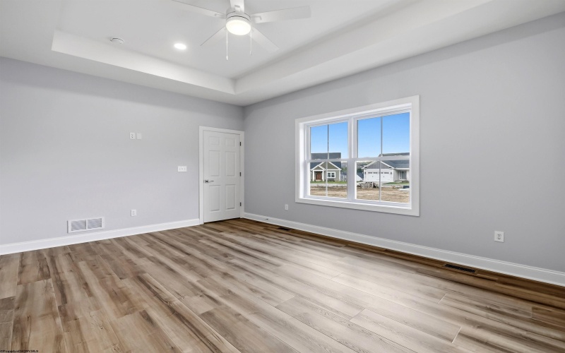 21 White Birch Circle, Morgantown, West Virginia 26508-0000, 3 Bedrooms Bedrooms, 6 Rooms Rooms,4 BathroomsBathrooms,Single Family Detached,For Sale,White Birch,10163692