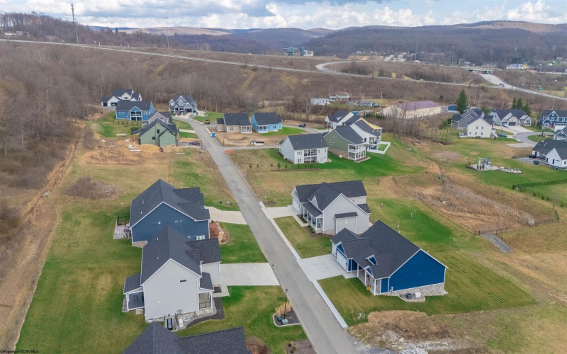 21 White Birch Circle, Morgantown, West Virginia 26508-0000, 3 Bedrooms Bedrooms, 6 Rooms Rooms,4 BathroomsBathrooms,Single Family Detached,For Sale,White Birch,10163692