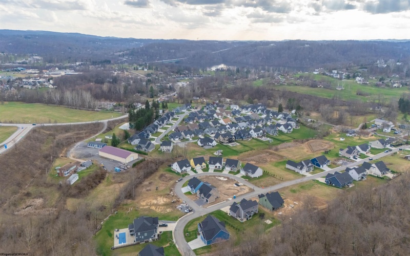 21 White Birch Circle, Morgantown, West Virginia 26508-0000, 3 Bedrooms Bedrooms, 6 Rooms Rooms,4 BathroomsBathrooms,Single Family Detached,For Sale,White Birch,10163692