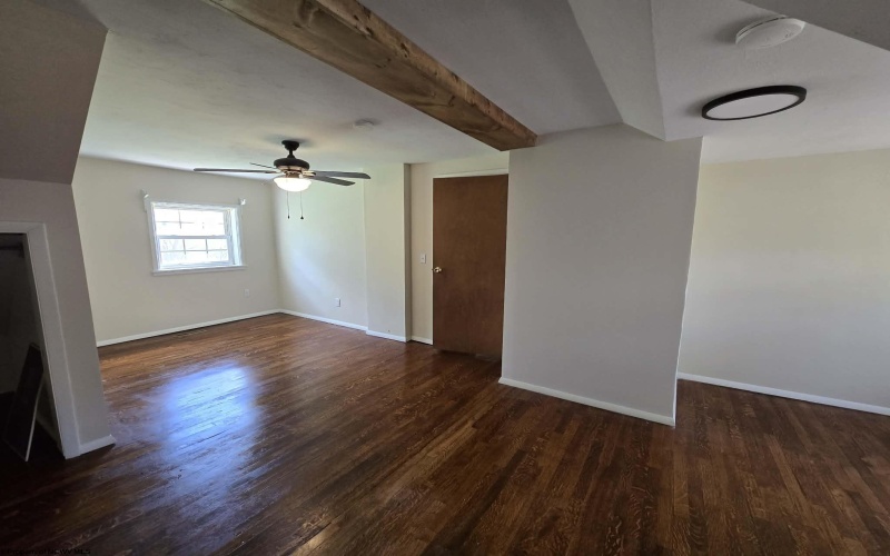 303 Sandhill Road, Clarksburg, West Virginia 26301, 3 Bedrooms Bedrooms, 6 Rooms Rooms,2 BathroomsBathrooms,Single Family Detached,For Sale,Sandhill,10163697