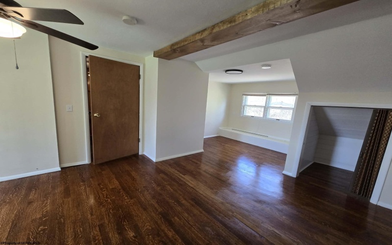 303 Sandhill Road, Clarksburg, West Virginia 26301, 3 Bedrooms Bedrooms, 6 Rooms Rooms,2 BathroomsBathrooms,Single Family Detached,For Sale,Sandhill,10163697