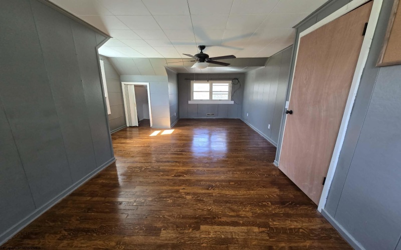 303 Sandhill Road, Clarksburg, West Virginia 26301, 3 Bedrooms Bedrooms, 6 Rooms Rooms,2 BathroomsBathrooms,Single Family Detached,For Sale,Sandhill,10163697