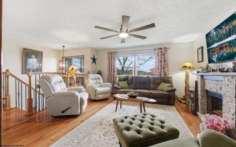 192 Colvin Run Road, Grindstone, Pennsylvania 15442, 4 Bedrooms Bedrooms, 13 Rooms Rooms,2 BathroomsBathrooms,Single Family Detached,For Sale,Colvin Run,10163720