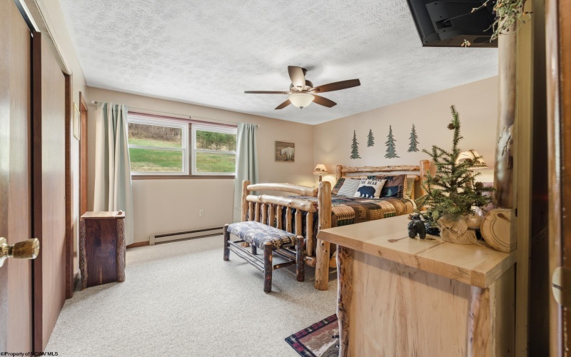 192 Colvin Run Road, Grindstone, Pennsylvania 15442, 4 Bedrooms Bedrooms, 13 Rooms Rooms,2 BathroomsBathrooms,Single Family Detached,For Sale,Colvin Run,10163720