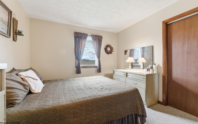 192 Colvin Run Road, Grindstone, Pennsylvania 15442, 4 Bedrooms Bedrooms, 13 Rooms Rooms,2 BathroomsBathrooms,Single Family Detached,For Sale,Colvin Run,10163720