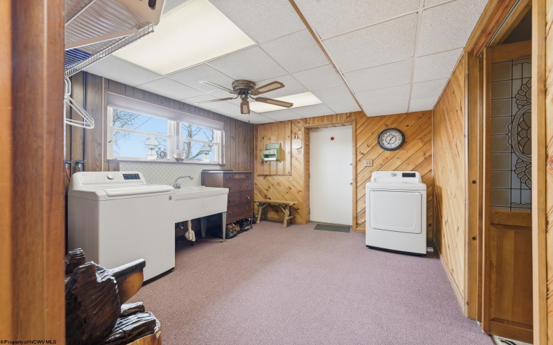 192 Colvin Run Road, Grindstone, Pennsylvania 15442, 4 Bedrooms Bedrooms, 13 Rooms Rooms,2 BathroomsBathrooms,Single Family Detached,For Sale,Colvin Run,10163720