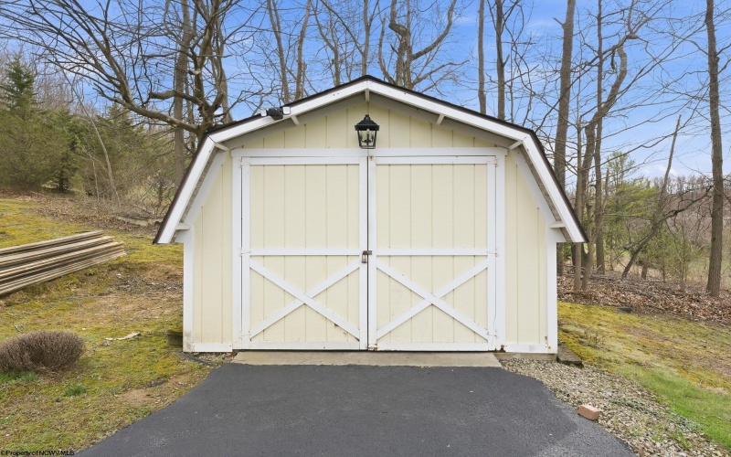 192 Colvin Run Road, Grindstone, Pennsylvania 15442, 4 Bedrooms Bedrooms, 13 Rooms Rooms,2 BathroomsBathrooms,Single Family Detached,For Sale,Colvin Run,10163720